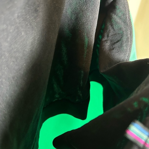 Pearl Izumi Elite Escape Tank Size Small Green adjustable, inside bra support - Picture 10 of 11